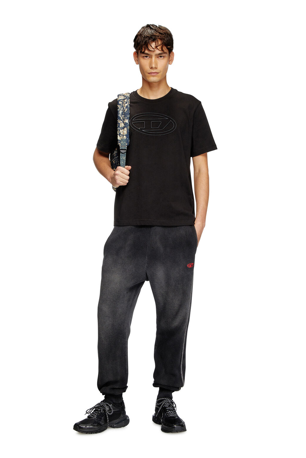 T-Adjust-Bigoval T-shirt with embossed Oval D Black